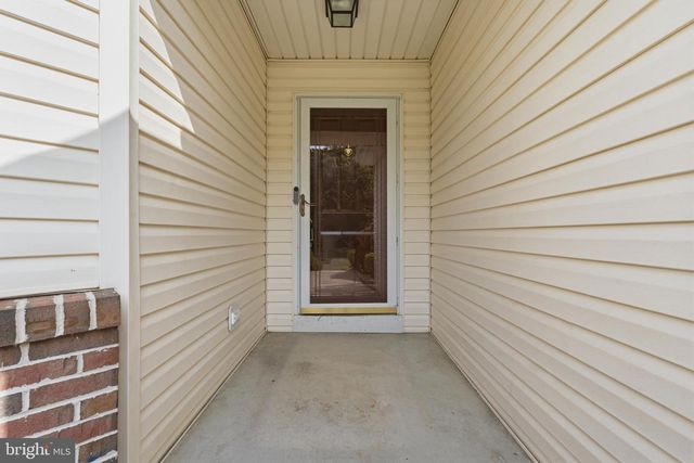 279 E FLAGSTONE DR, Newark, DE 19702
