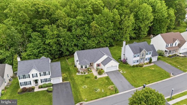 279 E FLAGSTONE DR, Newark, DE 19702