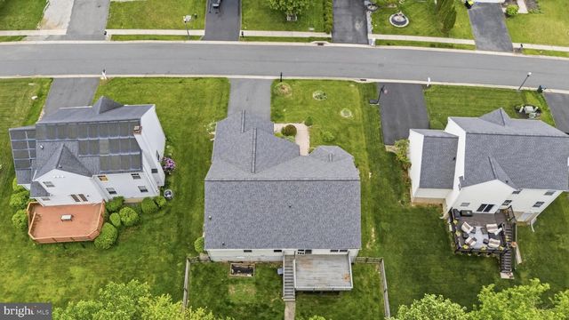 279 E FLAGSTONE DR, Newark, DE 19702