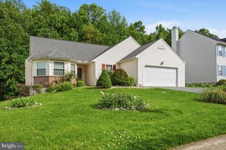 279 E FLAGSTONE DR, Newark, DE 19702