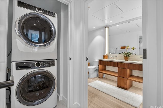 1100 Ala Moana Boulevard 906, Honolulu, HI 96814