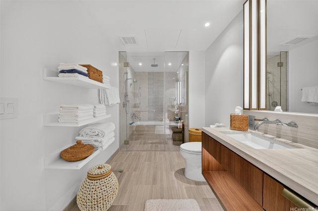 1100 Ala Moana Boulevard 906, Honolulu, HI 96814