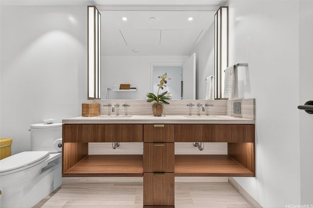 1100 Ala Moana Boulevard 906, Honolulu, HI 96814