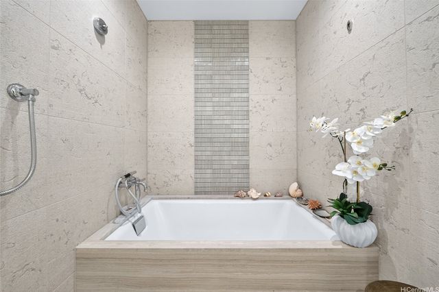 1100 Ala Moana Boulevard 906, Honolulu, HI 96814