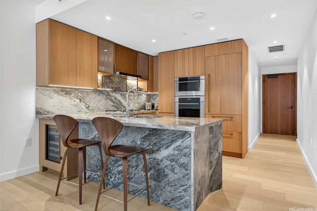 1100 Ala Moana Boulevard 906, Honolulu, HI 96814