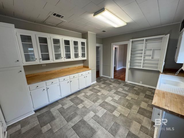 100 E 5th Street, Bay Minette, AL 36507