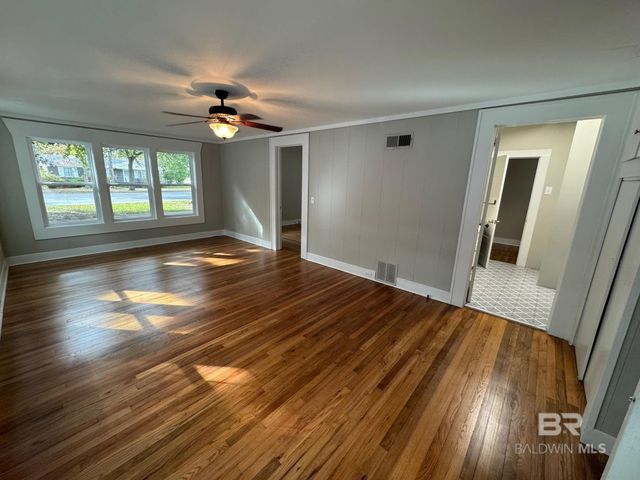 100 E 5th Street, Bay Minette, AL 36507