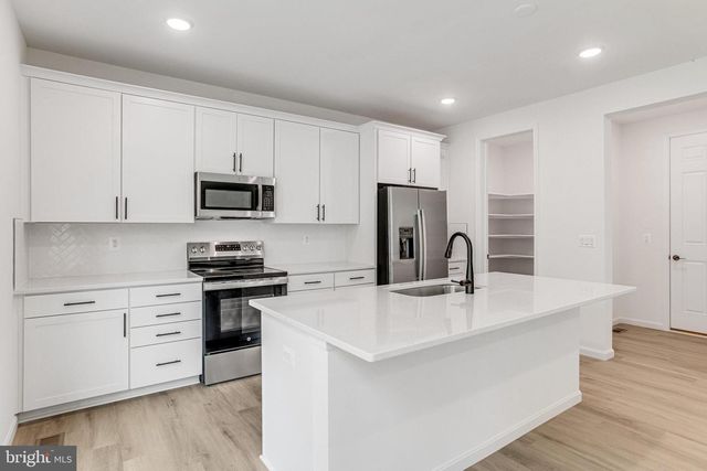 7110 BRAXTON CT, Ruther Glen, VA 22546