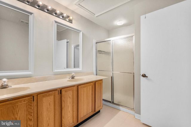 1605 AUGUSTA CIR, Mt Laurel, NJ 08054