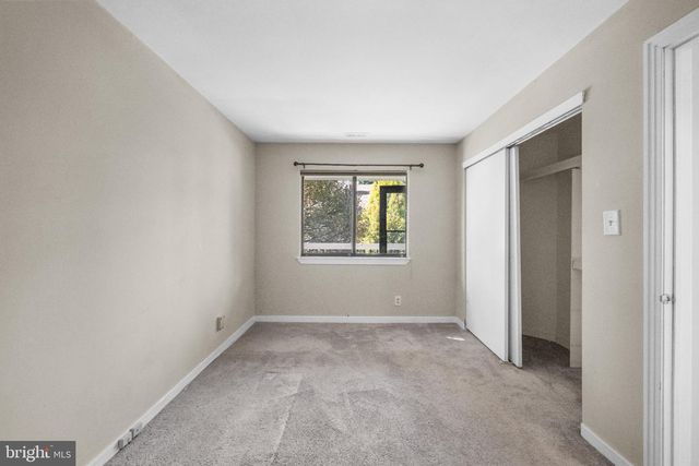 1605 AUGUSTA CIR, Mt Laurel, NJ 08054