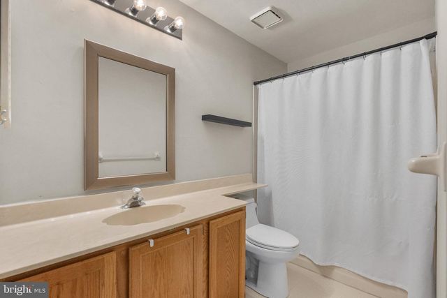 1605 AUGUSTA CIR, Mt Laurel, NJ 08054