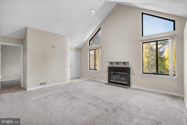 1605 AUGUSTA CIR, Mt Laurel, NJ 08054