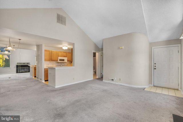 1605 AUGUSTA CIR, Mt Laurel, NJ 08054