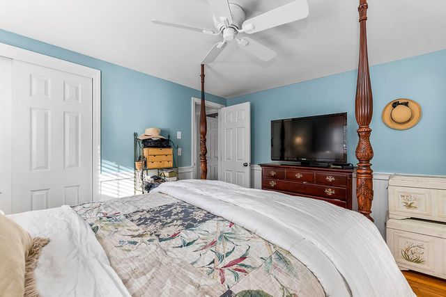 21 Spinning Brook Road, South Yarmouth, MA 02664