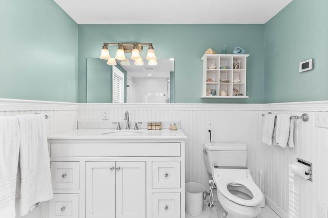 21 Spinning Brook Road, South Yarmouth, MA 02664