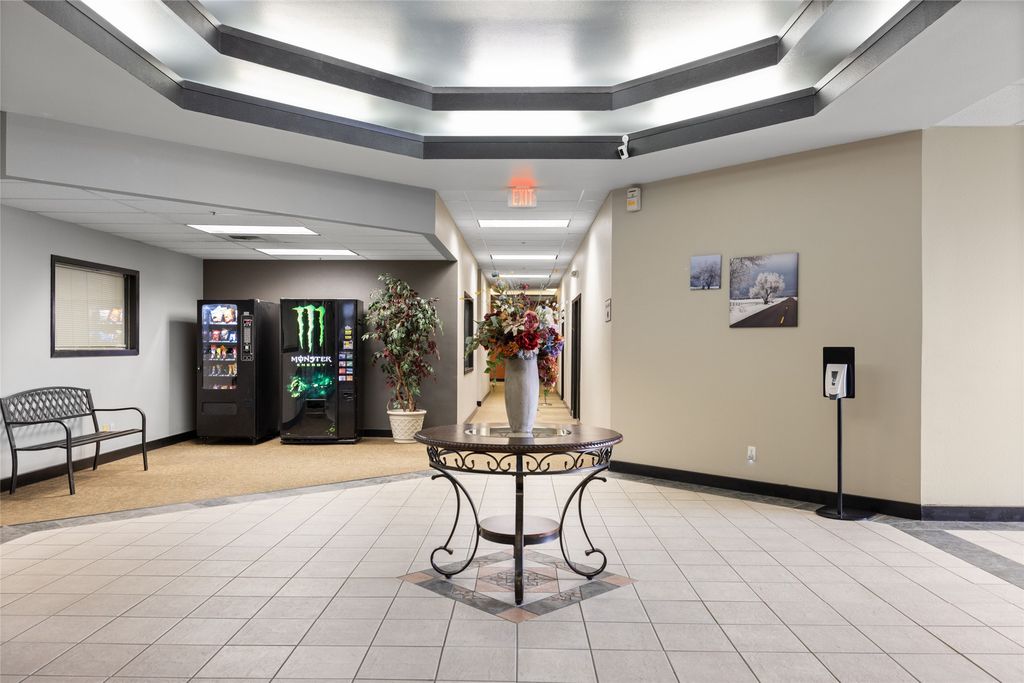 1325 Us Highway 2 W F, Kalispell, MT 59901 photo 31