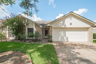 6907 Yardley Drive, Katy, TX 77494