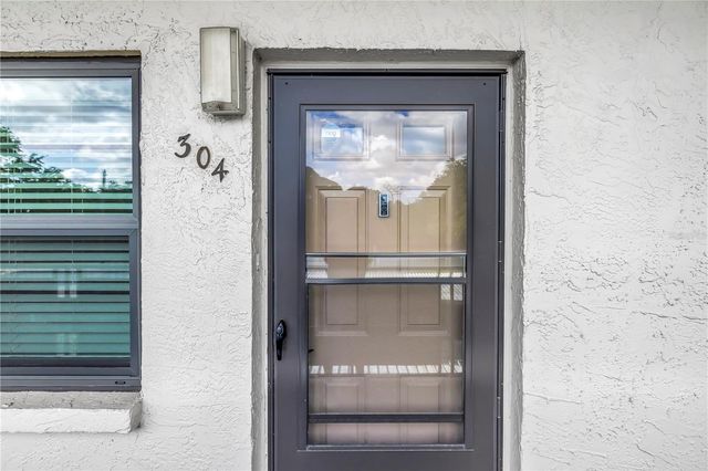 6190 80TH STREET N 304, St Petersburg, FL 33709