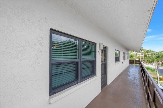 6190 80TH STREET N 304, St Petersburg, FL 33709