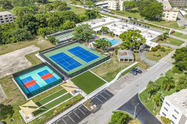 6190 80TH STREET N 304, St Petersburg, FL 33709