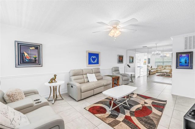 6190 80TH STREET N 304, St Petersburg, FL 33709