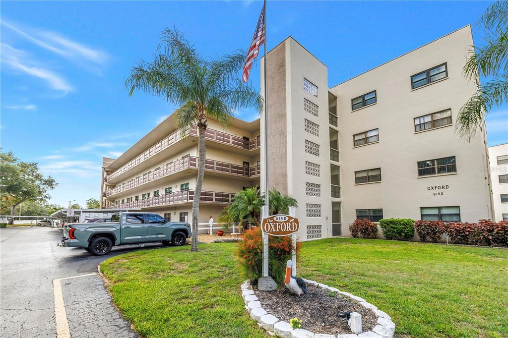 6190 80TH STREET N 304, St Petersburg, FL 33709