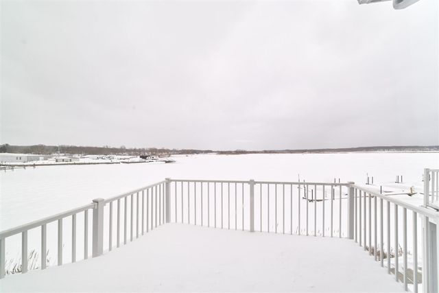 201 Joslin Cove Drive, Manistee, MI 49660