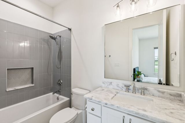 4411 Tea Olive Trail, Midlothian, TX 76065