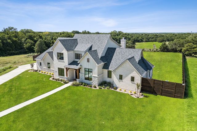 4411 Tea Olive Trail, Midlothian, TX 76065