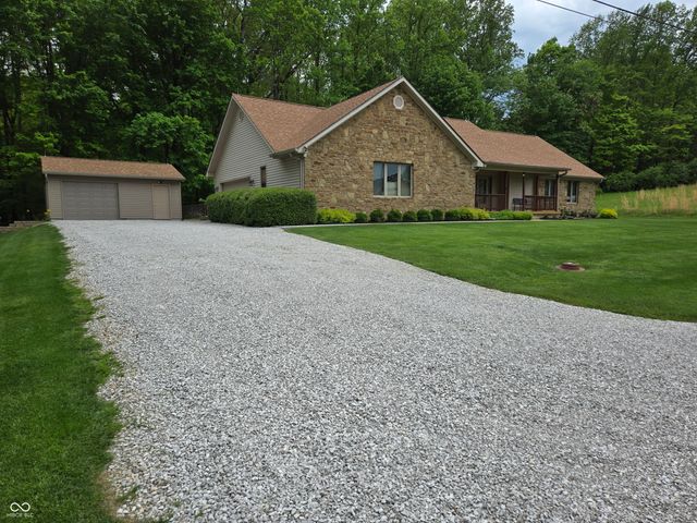 3717 E Edgewood Road, Martinsville, IN 46151