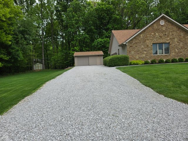 3717 E Edgewood Road, Martinsville, IN 46151