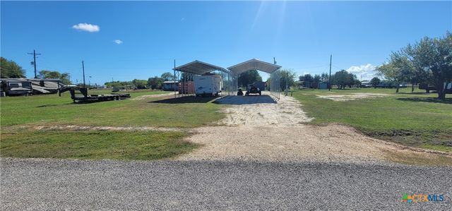 507 W Oakland Avenue, Seadrift, TX 77983