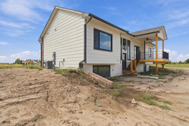 3502 S Bluelake Ct., Wichita, KS 67215