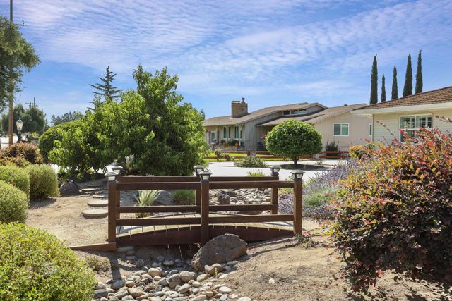 6796 E Woodward Ave, Manteca, CA 95337