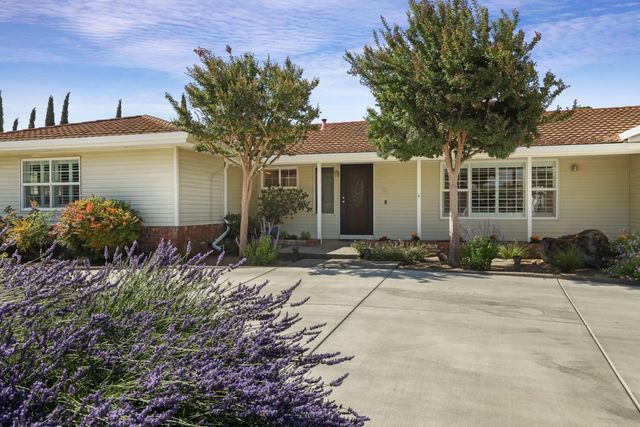 6796 E Woodward Ave, Manteca, CA 95337