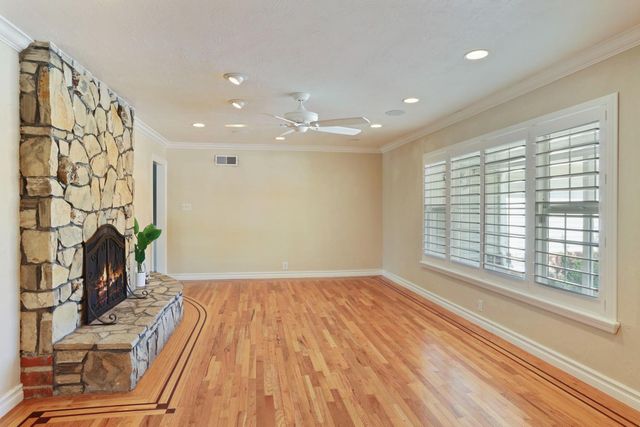 6796 E Woodward Ave, Manteca, CA 95337