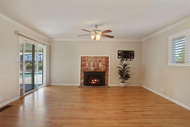 6796 E Woodward Ave, Manteca, CA 95337