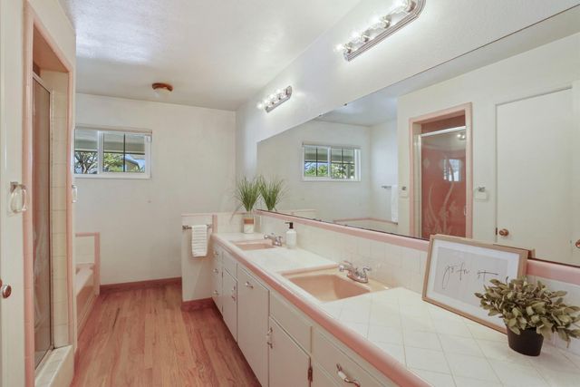 6796 E Woodward Ave, Manteca, CA 95337