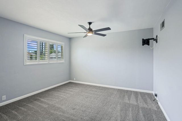 6796 E Woodward Ave, Manteca, CA 95337