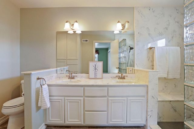 6796 E Woodward Ave, Manteca, CA 95337