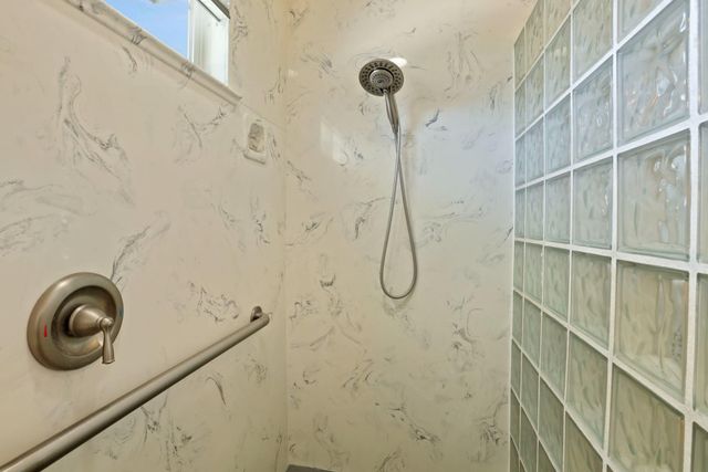 6796 E Woodward Ave, Manteca, CA 95337