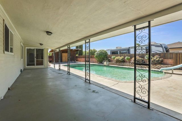 6796 E Woodward Ave, Manteca, CA 95337