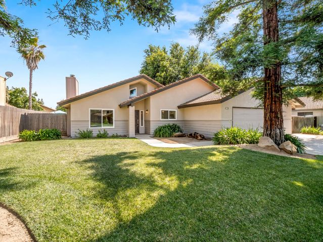 2386 Polson Avenue, Clovis, CA 93611
