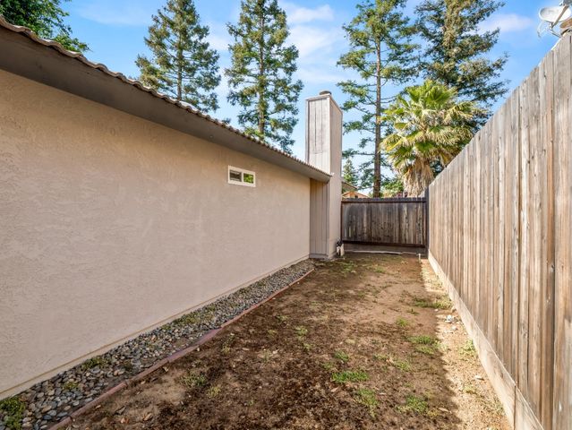 2386 Polson Avenue, Clovis, CA 93611