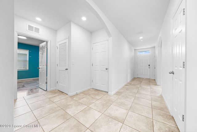 549 Lafayette Street SW, Palm Bay, FL 32908