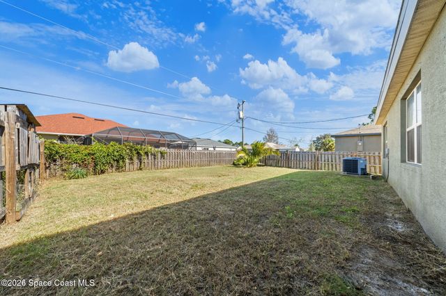 549 Lafayette Street SW, Palm Bay, FL 32908