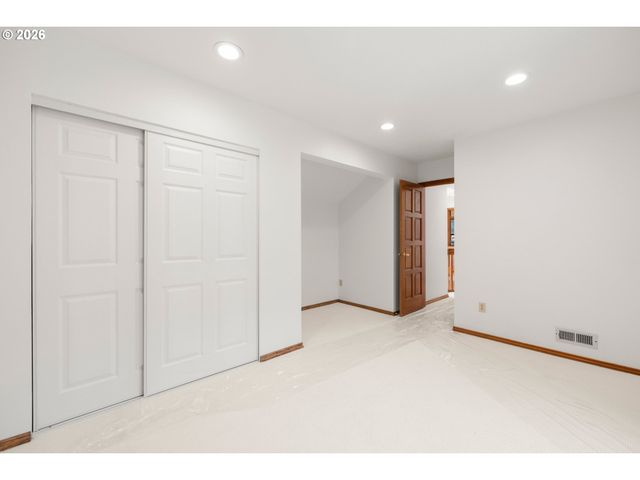 7406 Sw BAYBERRY Dr, Beaverton, OR 97007