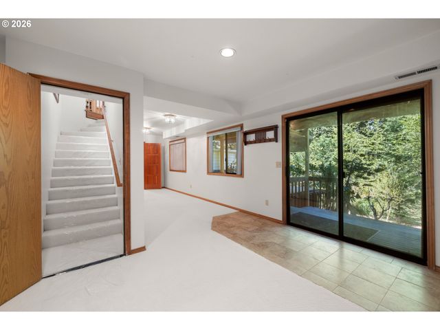 7406 Sw BAYBERRY Dr, Beaverton, OR 97007