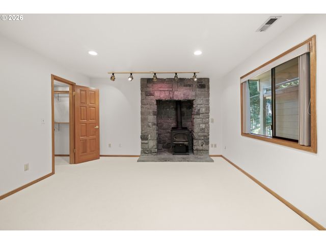 7406 Sw BAYBERRY Dr, Beaverton, OR 97007