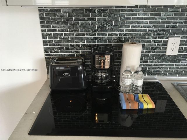 600 15th St 9, Miami Beach, FL 33139